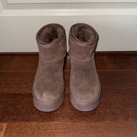 Brown Classic Mini Platform Ugg Boots - Picture 2 of 7